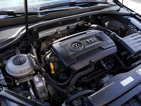 Used 2015 Volkswagen GTI S image 6