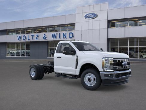 New 2026 Ford F350 XL w/ XL Chrome Package image 7