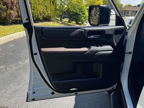 Certified 2025 Toyota Land Cruiser w/ Premium Package AWD/4WD image 16