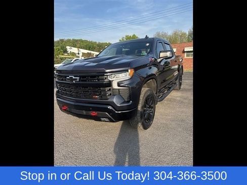 Used 2024 Chevrolet Silverado 1500 LT Trail Boss w/ LT Trail Boss Premium Package AWD/4WD image 11