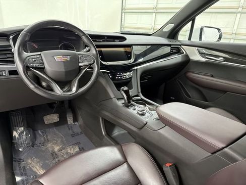 Certified 2023 Cadillac XT6 Premium Luxury image 21