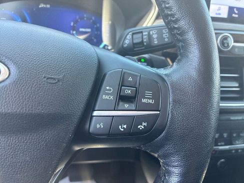 Used 2020 Ford Escape Titanium AWD/4WD image 28