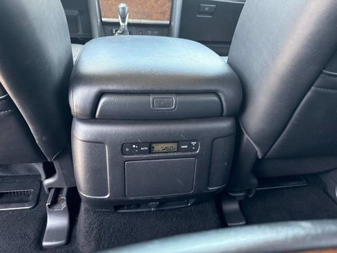 Used 2023 Nissan Armada SL w/ Captain's Chairs Package image 13