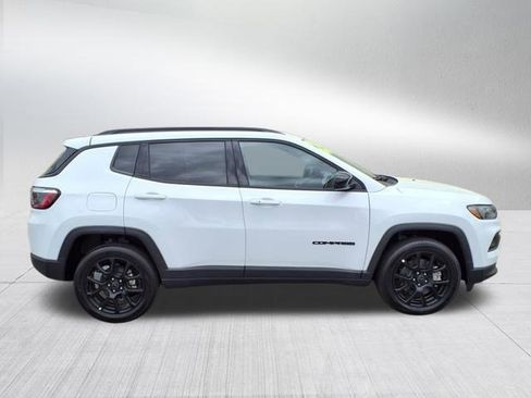 New 2025 Jeep Compass Latitude w/ Altitude Special Edition image 9