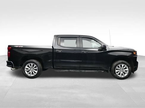 Used 2020 Chevrolet Silverado 1500 Custom w/ Custom Value Package AWD/4WD image 6