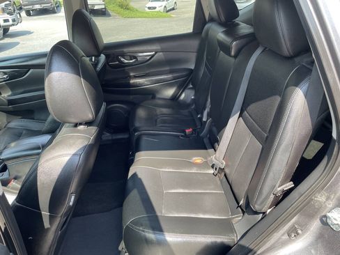 Used 2019 Nissan Rogue SL FWD image 10