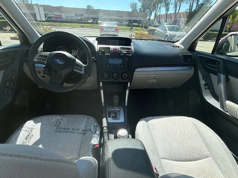 Used 2015 Subaru Forester 2.5i Premium w/ All-Weather Package AWD/4WD image 21