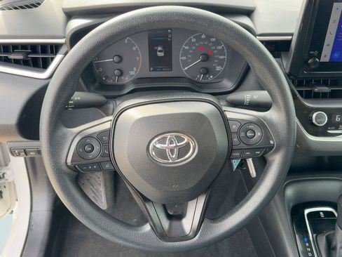 Used 2024 Toyota Corolla LE image 15