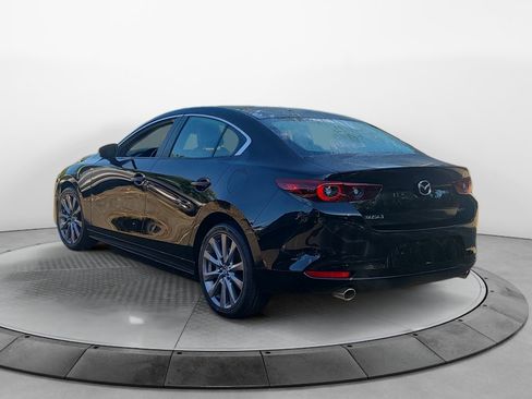 Used 2024 MAZDA MAZDA3 s FWD image 5