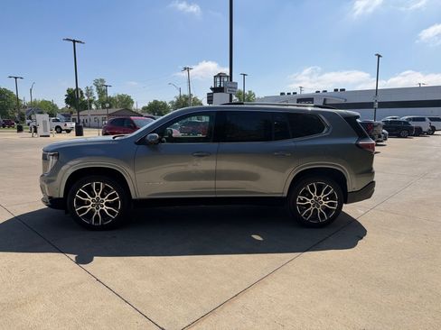 New 2026 GMC Acadia Denali Ultimate AWD/4WD image 8
