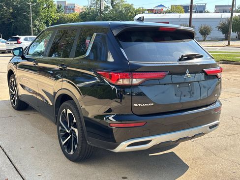 Used 2024 Mitsubishi Outlander SE AWD/4WD image 6