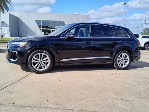 Certified 2025 Audi Q7 3.0T Prestige w/ Prestige Package AWD/4WD image 3