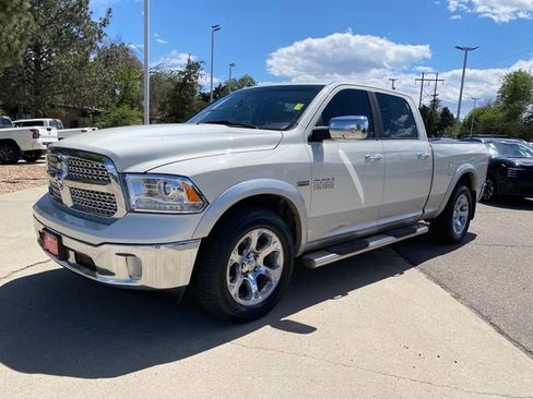 Used 2017 RAM 1500 Laramie AWD/4WD image 1