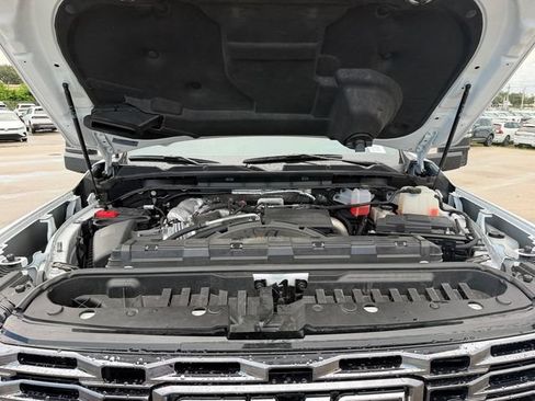 Used 2025 GMC Sierra 2500 Denali w/ Technology Package AWD/4WD image 18