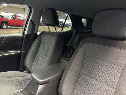 Certified 2024 Chevrolet Equinox LT FWD image 22