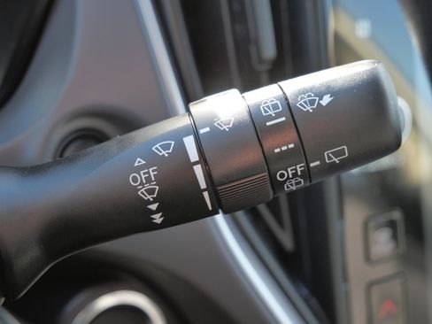 Used 2025 Subaru Crosstrek 2.0i Premium w/ Crosstrek Mirror Package image 34