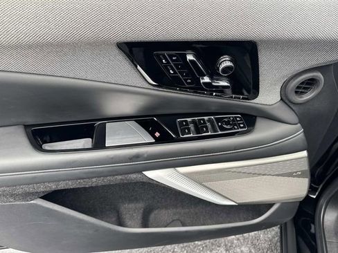 Certified 2025 Cadillac Optiq Luxury 1 image 15