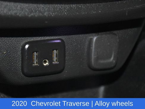 Used 2020 Chevrolet Traverse LS image 21