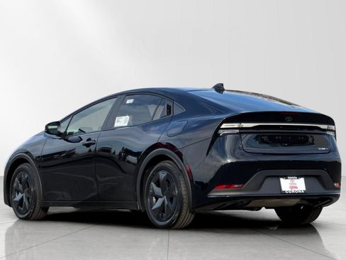 New 2026 Toyota Prius SE image 5