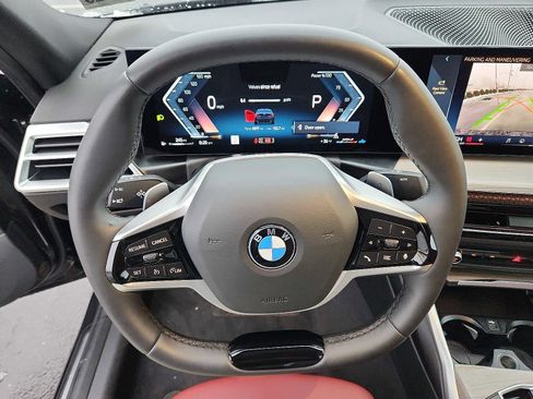 Used 2025 BMW 330i xDrive Sedan w/ Convenience Package image 18