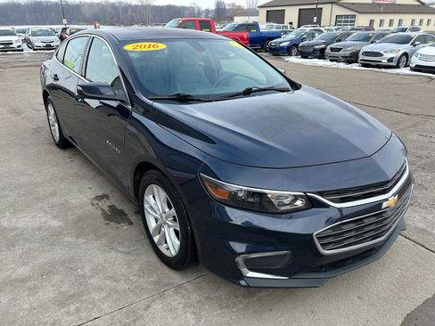 Used 2016 Chevrolet Malibu LT image 3