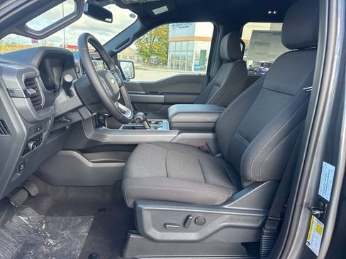 New 2025 Ford F150 XLT w/ Equipment Group 302A MID image 9