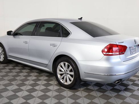 Used 2013 Volkswagen Passat 2.5 SEL Premium FWD image 6
