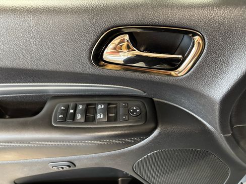 Used 2020 Dodge Durango GT image 16