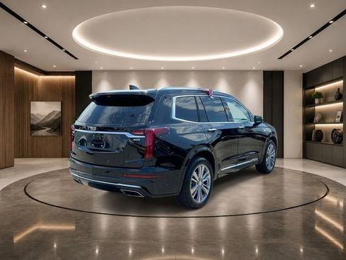 Used 2024 Cadillac XT6 Premium Luxury w/ Platinum Package AWD/4WD image 6