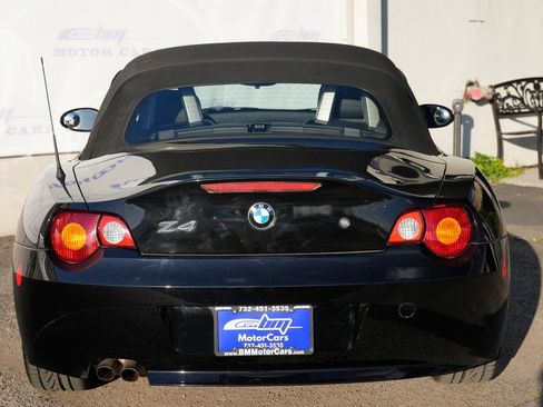 Used 2003 BMW Z4 2.5i image 7