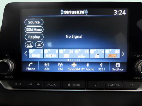 Used 2024 Nissan Sentra SR w/ SR Premium Package FWD image 11