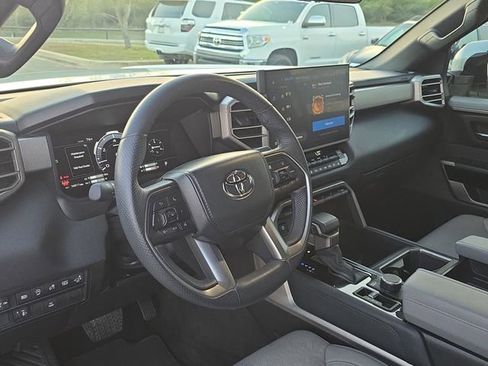 Used 2025 Toyota Tundra Limited image 15