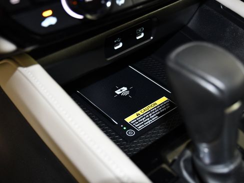 Certified 2023 Honda Accord Touring image 30