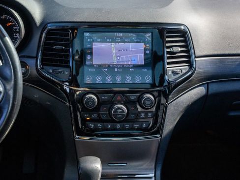 Used 2020 Jeep Grand Cherokee Limited X image 21