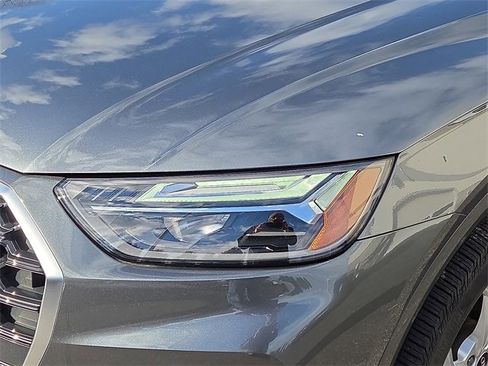 Certified 2023 Audi Q5 2.0T Premium Plus w/ Premium Plus Package image 9