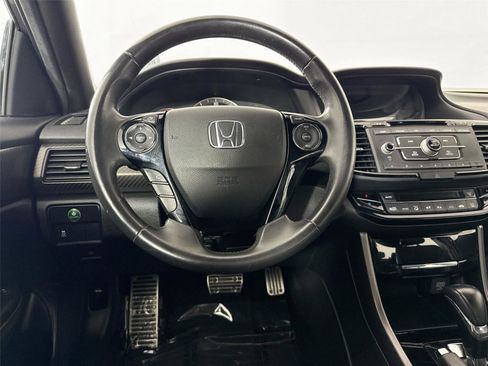 Used 2016 Honda Accord Sport image 27