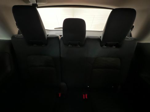Used 2025 Nissan Pathfinder S FWD image 24