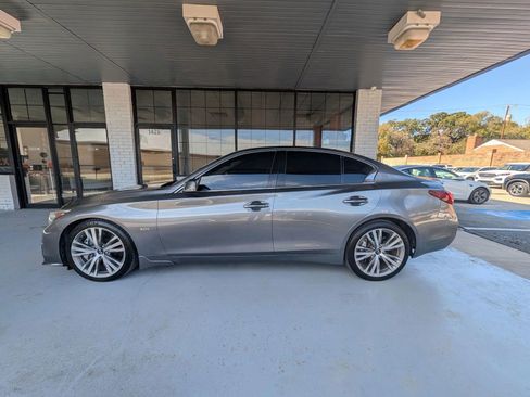 Used 2019 INFINITI Q50 Luxe w/ Essential Package (3.0T Luxe) image 6