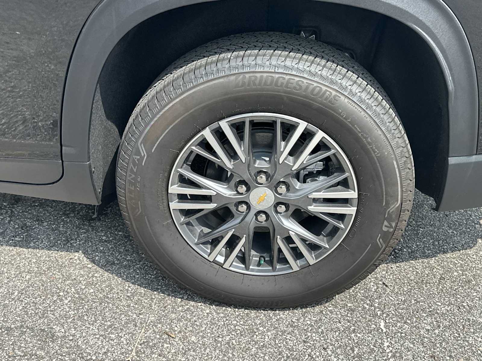 New 2026 Chevrolet Traverse LT FWD image 12