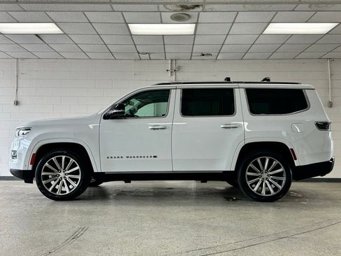 Certified 2023 Jeep Grand Wagoneer Series II w/ Convenience Group III image 6