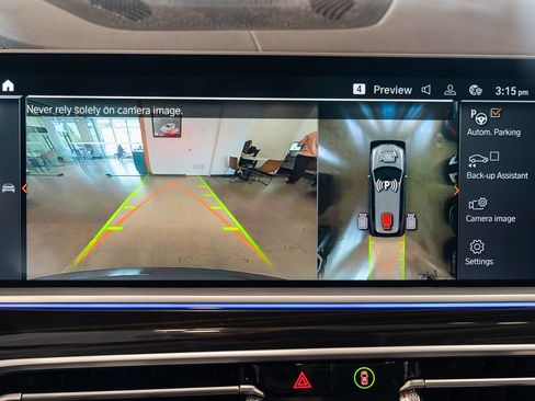 Used 2021 BMW X7 xDrive40i w/ Cold Weather Package AWD/4WD image 13