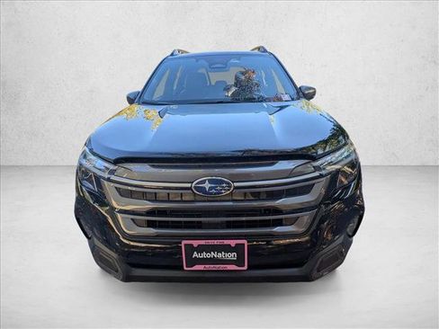 Used 2025 Subaru Forester Limited AWD/4WD image 6