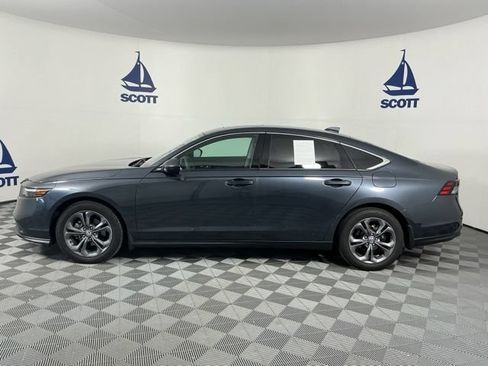 Used 2023 Honda Accord EX image 4