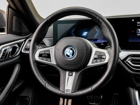Used 2022 BMW i4 eDrive40 w/ M Sport Package RWD image 16