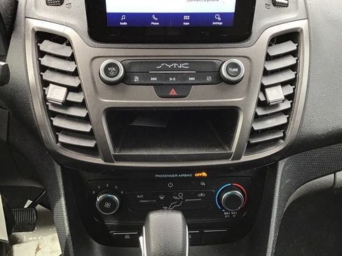 Used 2023 Ford Transit Connect XL image 9