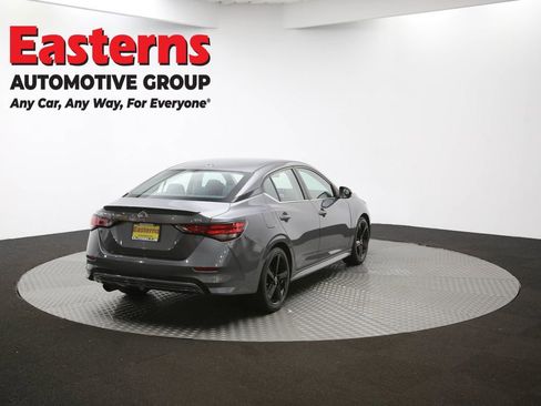 Used 2023 Nissan Sentra SR w/ Trunk Package image 39