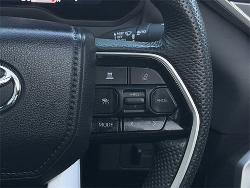 Used 2024 Toyota Tundra Platinum image 14