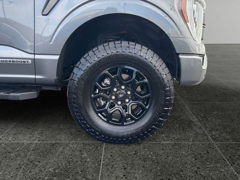 Used 2023 Ford F150 Lariat w/ Equipment Group 502A High AWD/4WD image 9