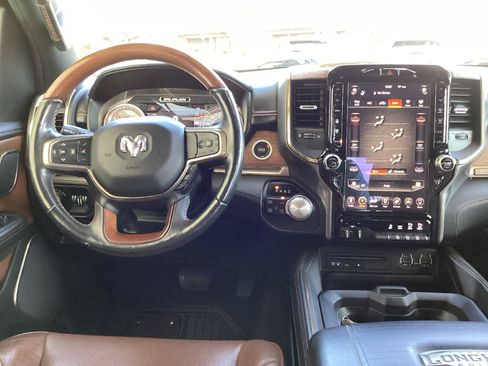 Used 2019 RAM 1500 Limited AWD/4WD image 17