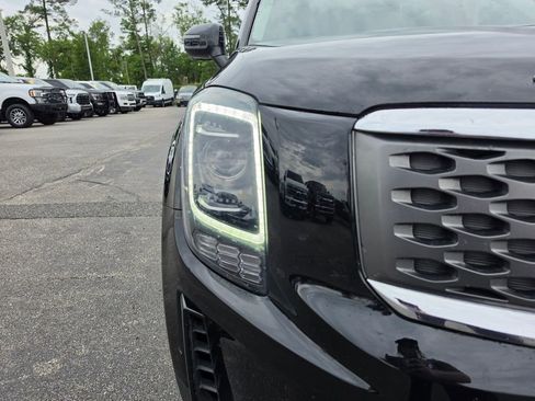 Used 2021 Kia Telluride LX FWD image 15